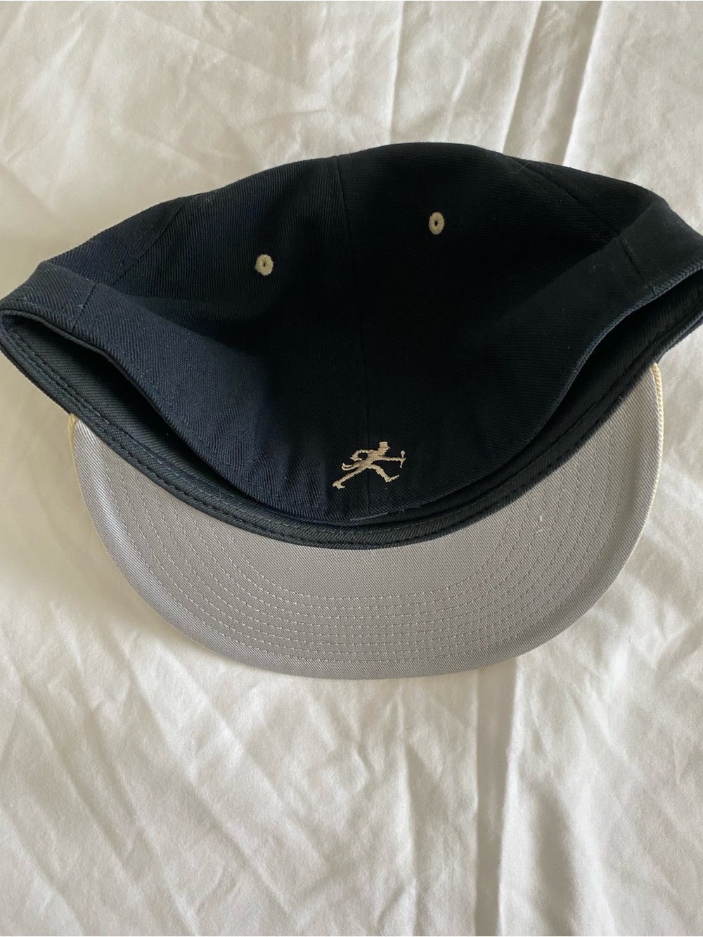 Nike Baseball Hat - Picture 2 of 3